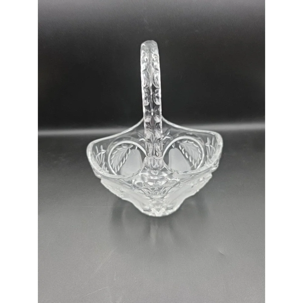 Bohemian Lead Crystal Basket Cut & Frosted‎ Pear Design 8